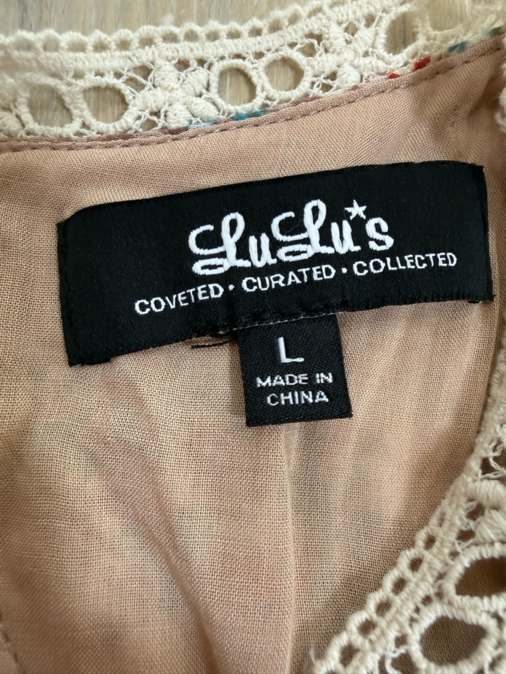 Lulu's Floral lace -Trim Maxi Dress in Blush and Teal - Picture 8 of 9